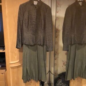 Woman’s Elegant Olive 3 piece set